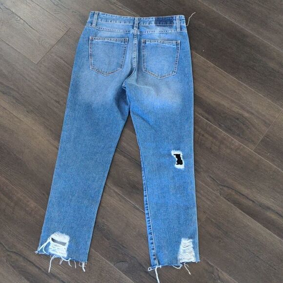 Stradivarius Straight Leg Jeans with Distressed Mesh Details size 2 - Picture 2 of 12
